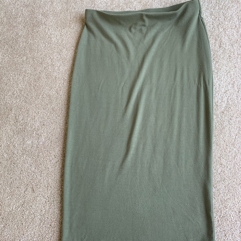 Pencil skirt